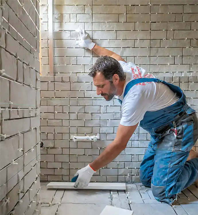 Rénovation salle de bain avec pose de carrelage